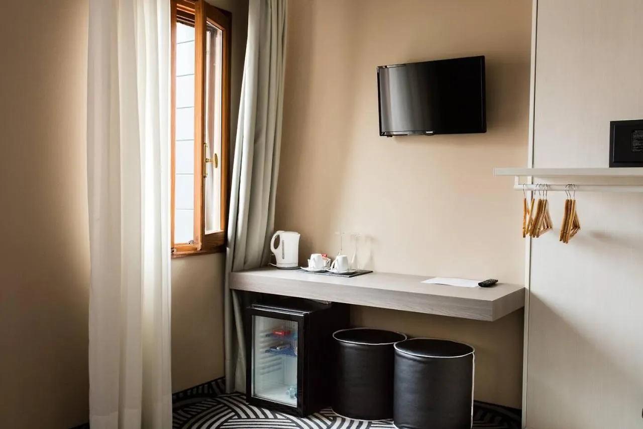 Hotel Cannaregio 2357 Venedik